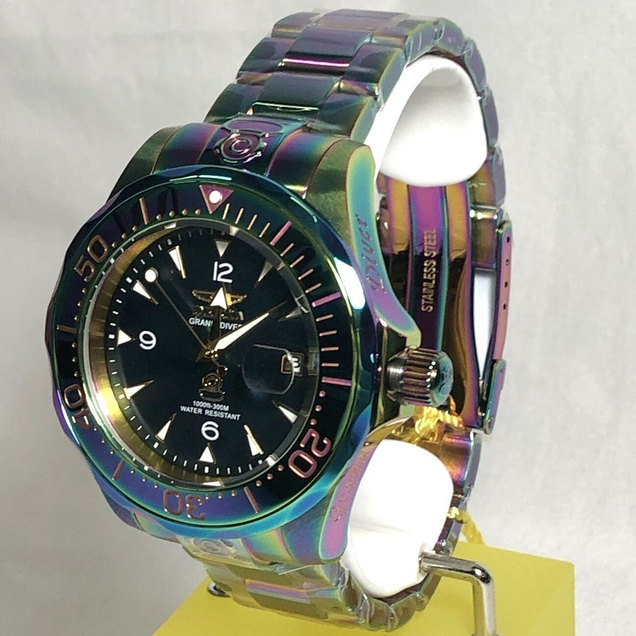 Pre-owned Invicta 23943 47mm Mop/black Dial Speedway Iridescent Auto Ssteel Bracelet Watch