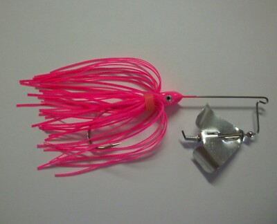 MINI BUZZ BAIT 1/8 oz. COLOR: HOT PINK