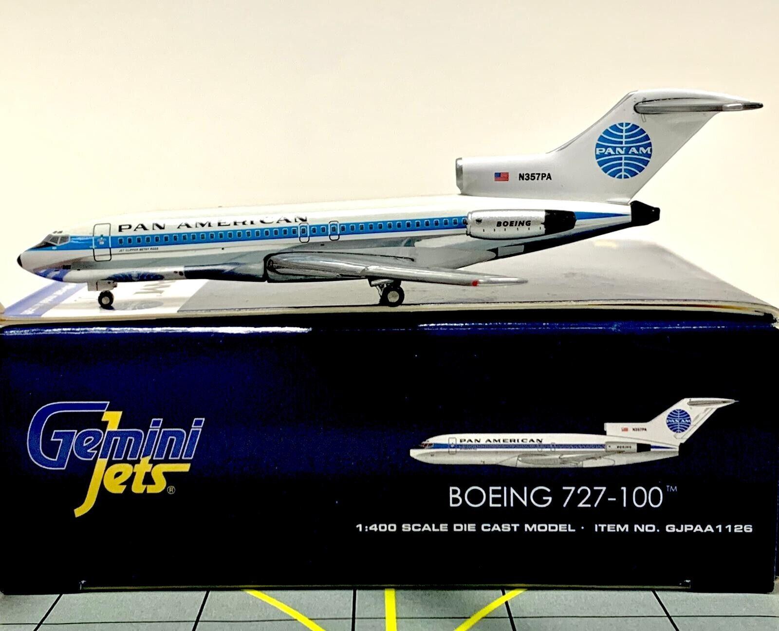 Gemini Jets 1:400 Pan American World Boeing 727-100 N357PA Gemini Jets 1:400 Pan American World Boeing 727-100 N357PA