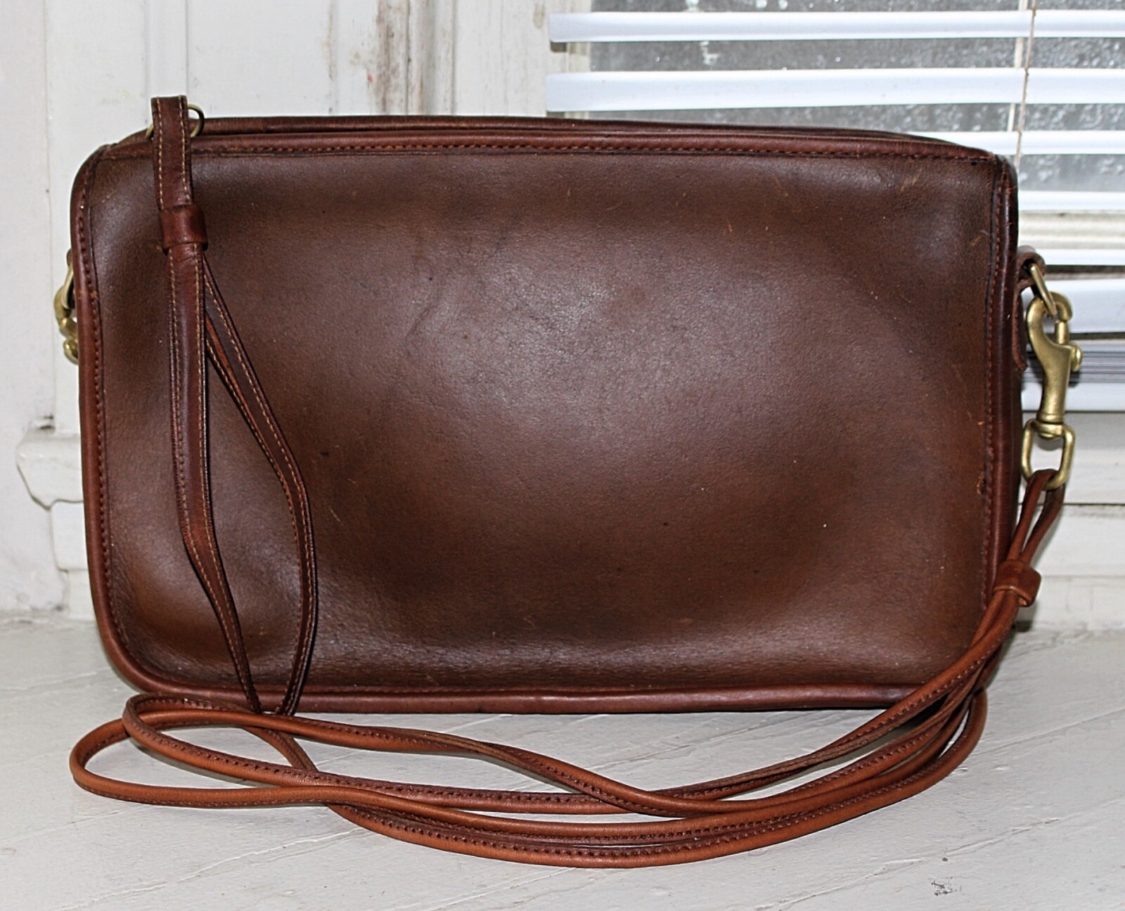 Coach Vintage - Basic Bag #9455 w/ Glue in Creed Coach Vintage - Basic Bag #9455 w/ Glue in Creed