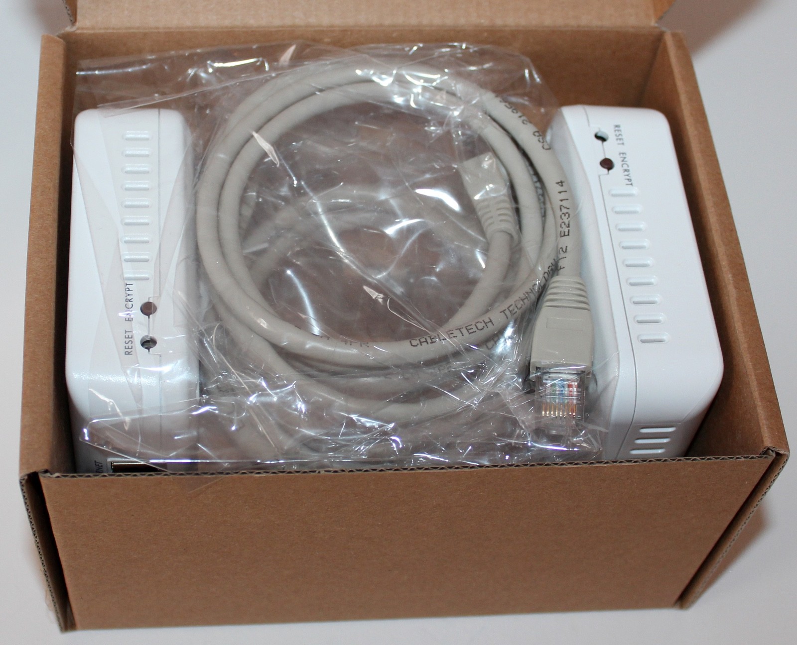 ZyXEL PLA-401 v3 Wall-mount Powerline Computer Ethernet Adapter 200 Mbps NIB