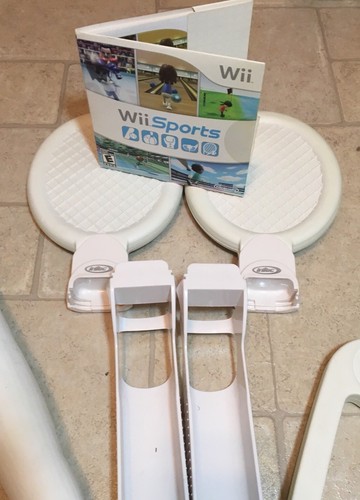 Wii Sports With Sports Pack Controllers Nintendo Baseball Tennis Golf