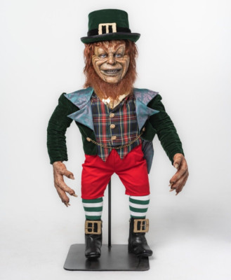 LEPRECHAUN HORROR MOVIE PROP DOLL SIGNED WARWICK DAVIS HALLOWEEN SDCC COMIC CON