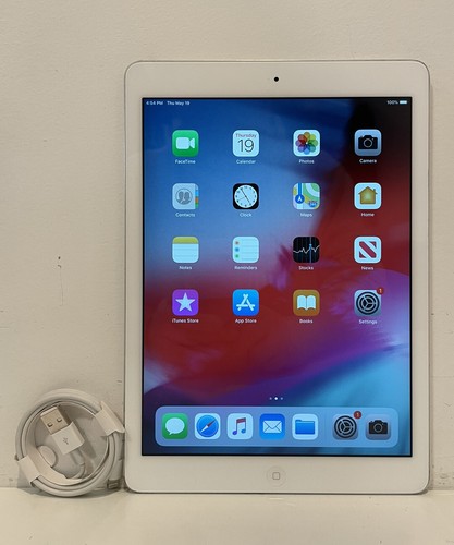 Apple iPad Air 1st Generation 16GB, Wi-Fi, 9.7in - Silver Apple iPad Air 1st Generation 16GB, Wi-Fi, 9.7in - Silver