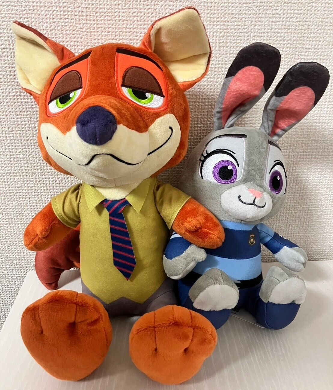 ジュディ・ホップス＆ニック・ワイルド ブランケット ケース入り ZOOTOPIA 61YUQr2JgRL._UF350,350_QL80_.jpg