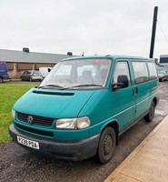 1997 Volkswagen Transporter Minibus / 9 seater /   Diesel Manual