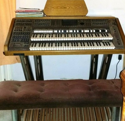 Diamant 350 CT von Böhm große Digital-Orgel mit Vollpedal und Anleitungsbuch