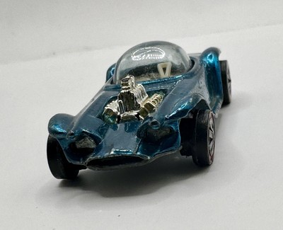 1968 Beatnik Bandit Aqua color White Int. Light Play Wear Redline HotWheels Cars