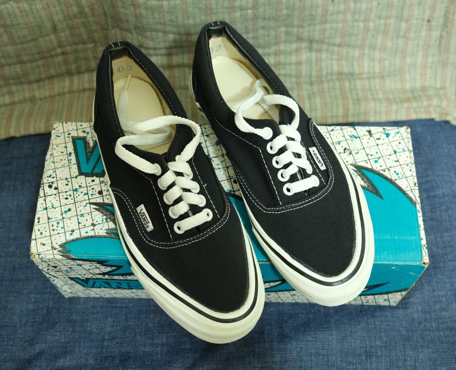 Vtg 1990s NOS Vans Style 95 Era Low Top Shoes Womens 8 N Vtg 1990s NOS Vans Style 95 Era Low Top Shoes Womens 8 N