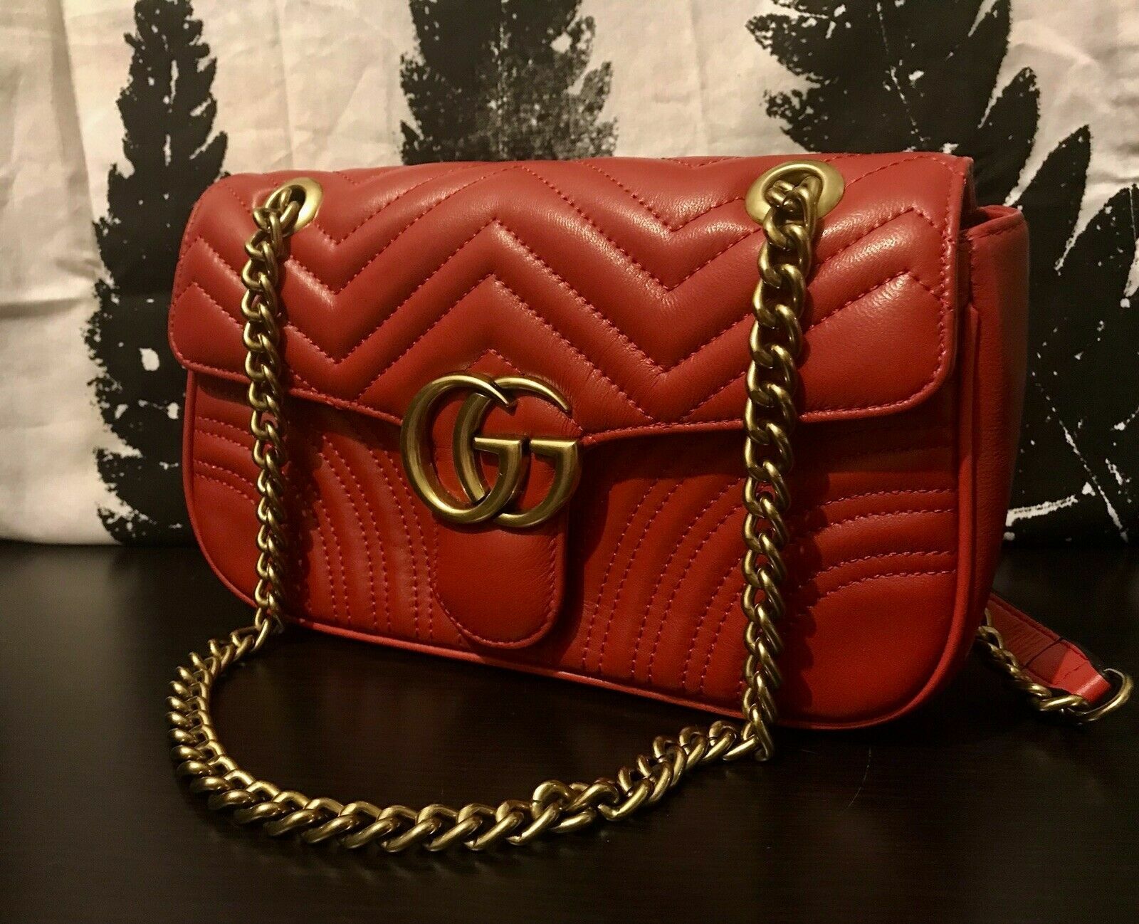 GUCCI MARMONT GG SMALL SHOULDER BAG RED QUILTED LEATHER