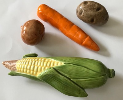 vintage hadpainted ceramic vegetables made in Italy