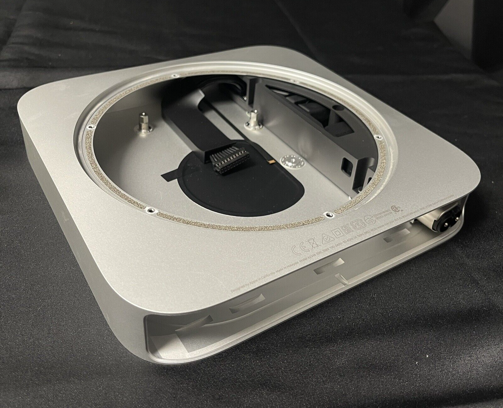 OEM Apple Mac Mini M1 2020 A2348 Housing & 150W Power Supply Bundle Silver A+, photo 5 of 8
