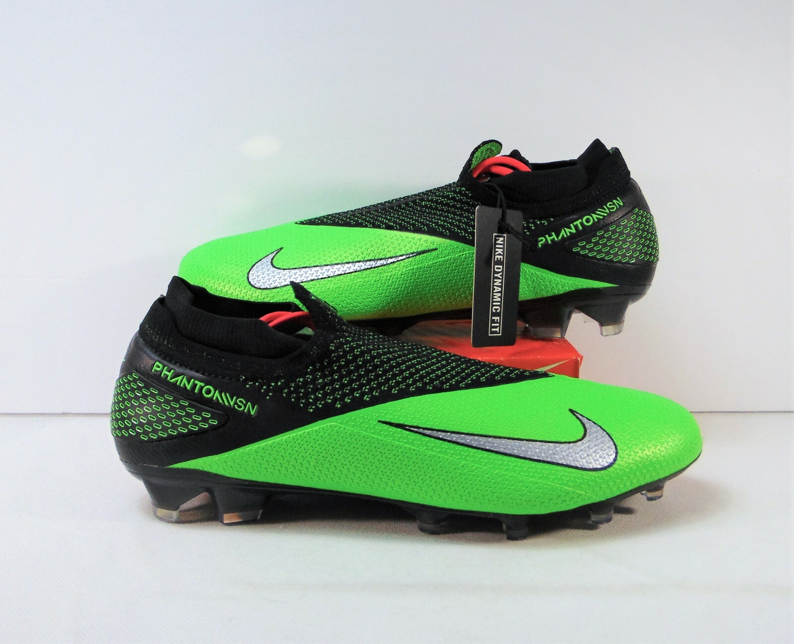 Nike Phantom Vision 2 Elite Flyknit DF FG ACC Soccer Cleats Nike Phantom Vision 2 Elite Flyknit DF FG ACC Soccer Cleats