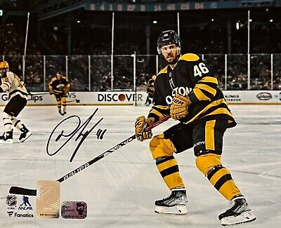 David Krejci Boston Bruins Signed 8x10 Photo 2023 Winter Classic COA