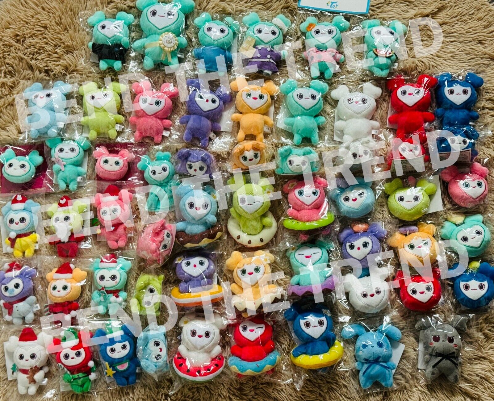 Twice Japan Lovely Laburi Plush Bag Charm / Keychain Pop Up Twice Japan Lovely Laburi Plush Bag Charm / Keychain Pop Up