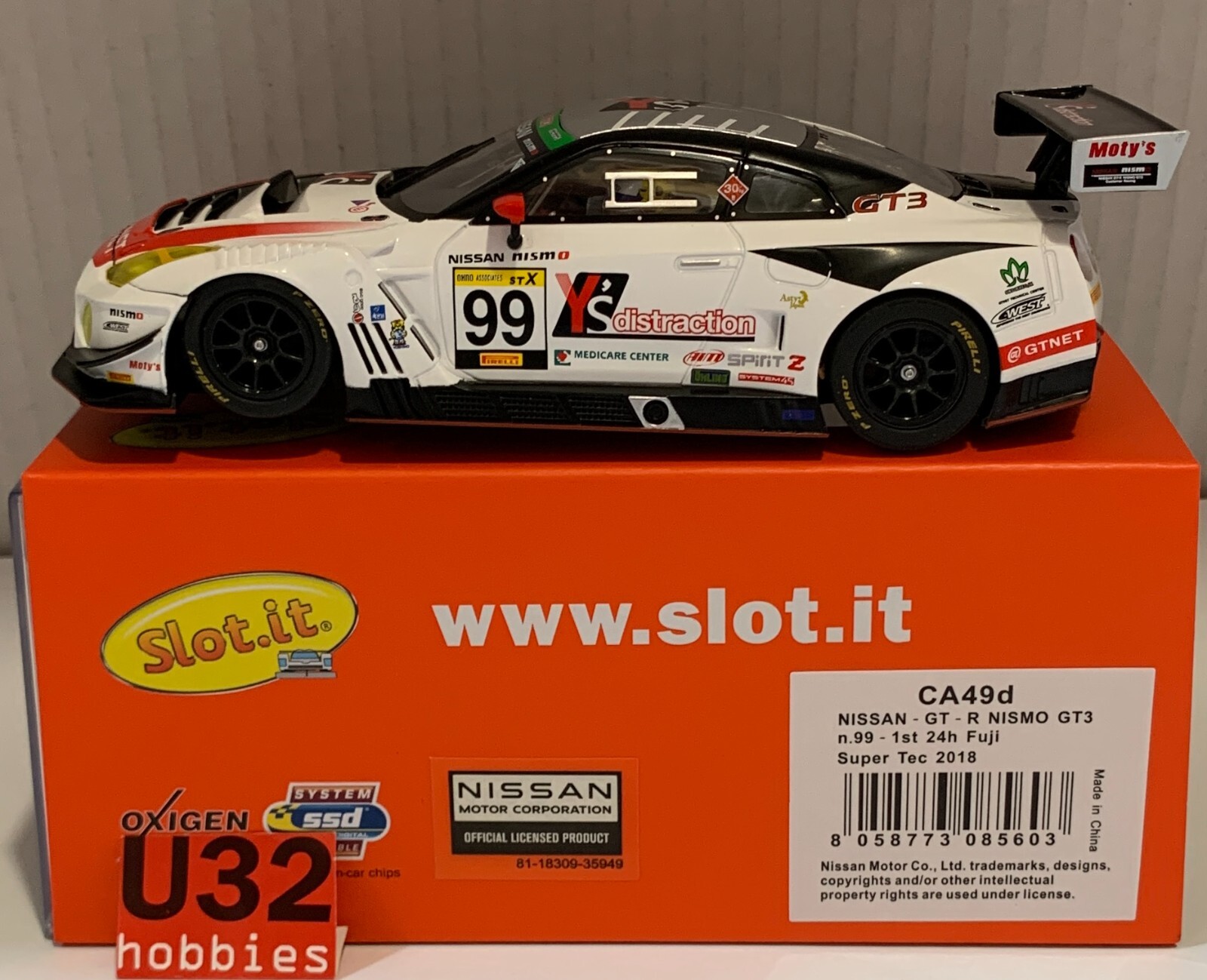 Slot it 1/32 スロットカー Nissan GT-R GT3 Slot It Nissan GT-R NISMO GT3 White Partially Un-Assembled 1