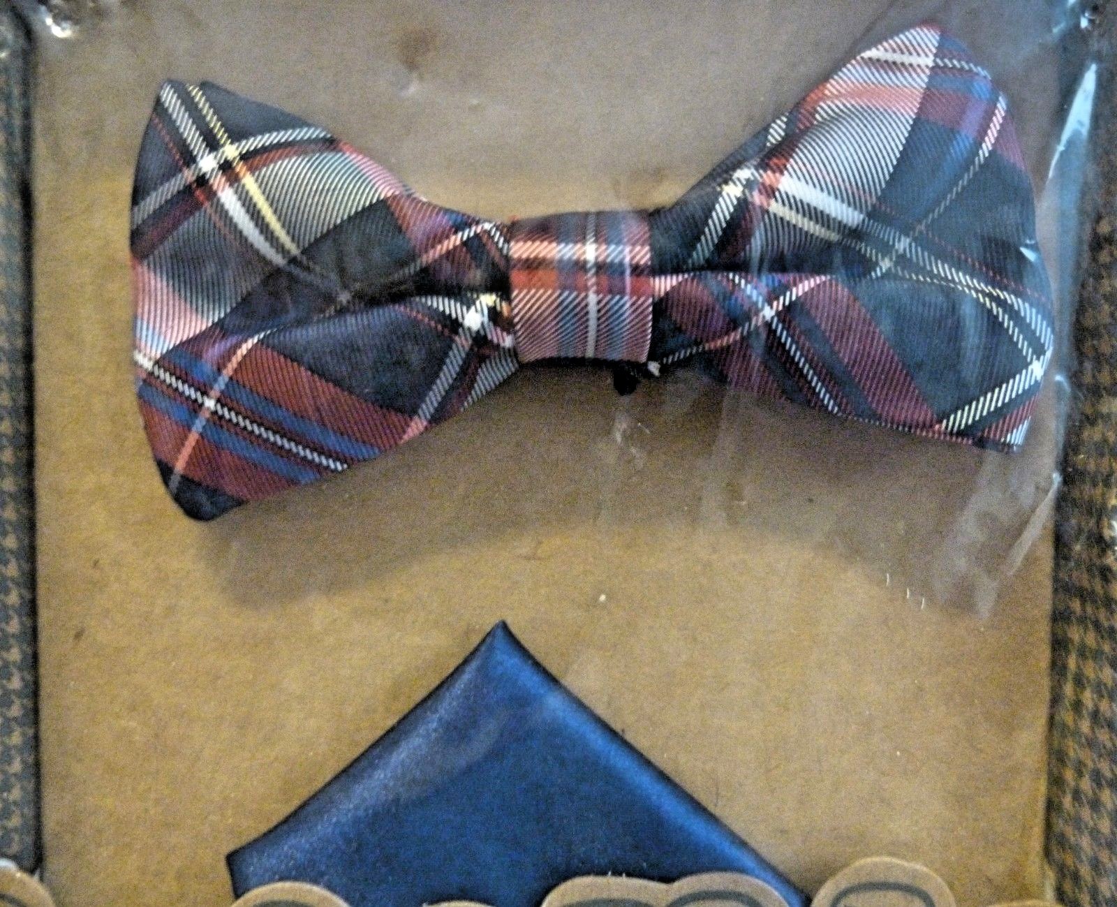 Wembley Navy/Red Plaid Pre-Tied Bowtie with Blue Pocket Square Holiday Gift Set