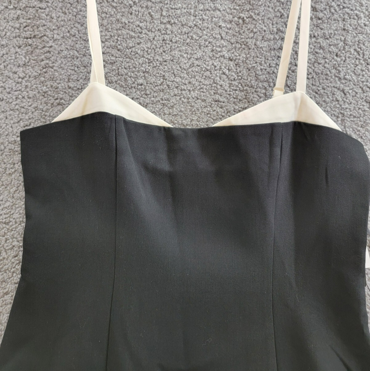 FRENCH CONNECTION Azra Contrast Trim Mini Dress Women's 8 Black/White Back Zip - Picture 3 of 18