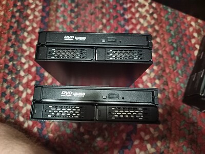 1x Icy Dock MB994IPO-3SB Drive Bay Adapter Serial ATA Attached SCSI SAS