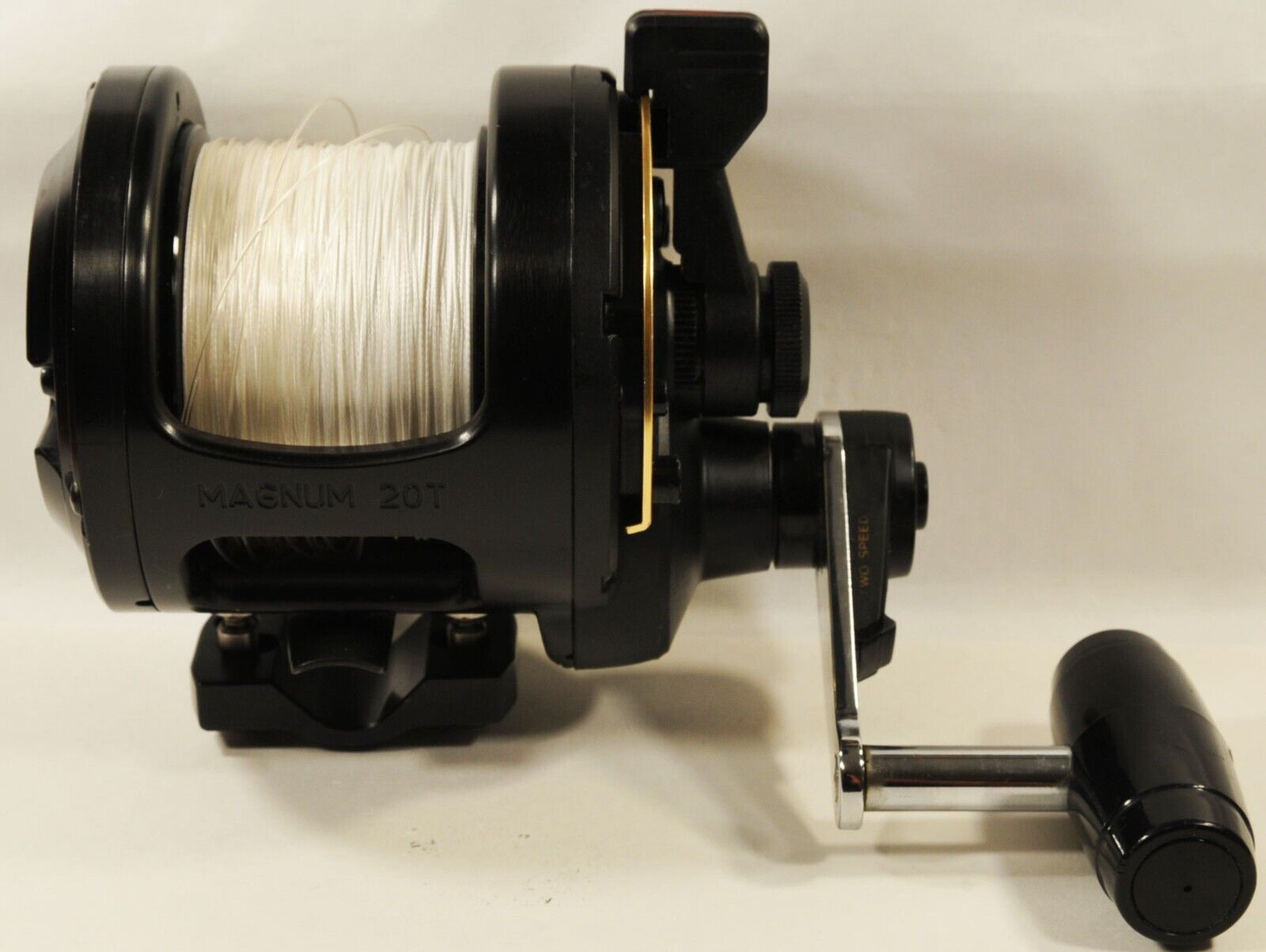 Shimano TLD 20 2-Speed Reel + Tiburon Magnum 20T Topless Shimano TLD 20 2-Speed Reel + Tiburon Magnum 20T Topless