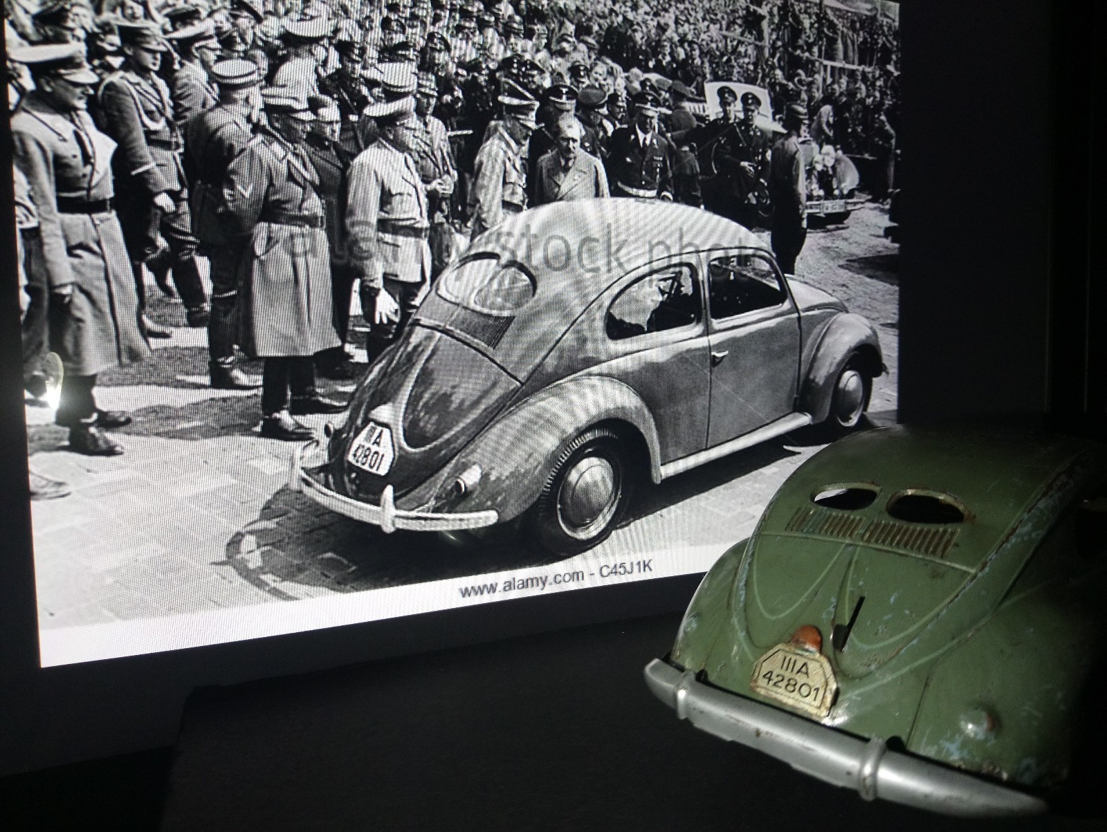 KDF Distler (IIIA 42801) Split Window VW Beetle Wind Up Tin Toy Germany 1938 KDF
