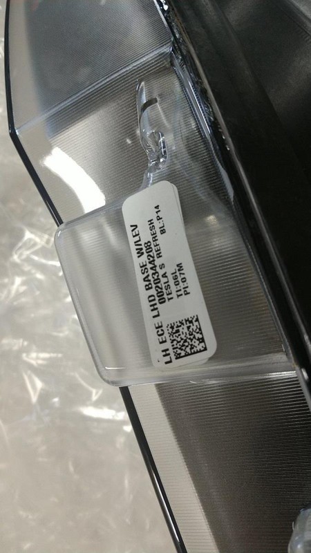 Headlight  For 2018 TESLA S   LIKE NEW