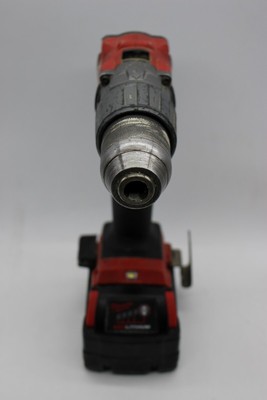 MILWAUKEE TOOLS 2804-20 18V 1/2" HAMMER DRILL/DRIVER (AO2084396)