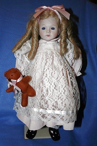 Vtge Dolls by Pauline 18