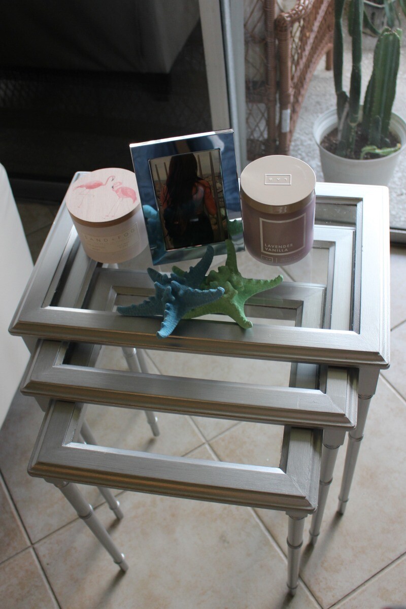 1960s True Grand Rapids Antique Mahogany Nesting Tables Glass Top Set of 3