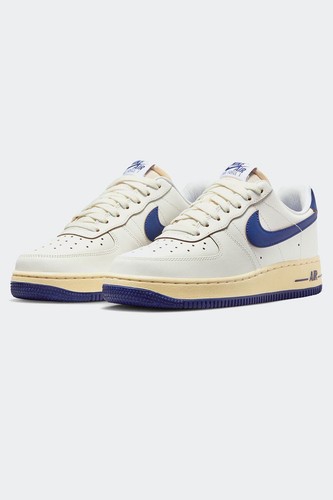 Nike Air Force 1 '07 Women's Size 8 US Sail/Deep Royal Blue