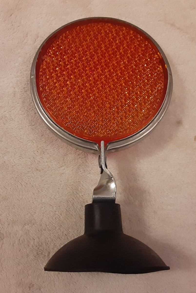 1 ) Stratolite Amber Red #30 Reflector with Suction Cup Rat