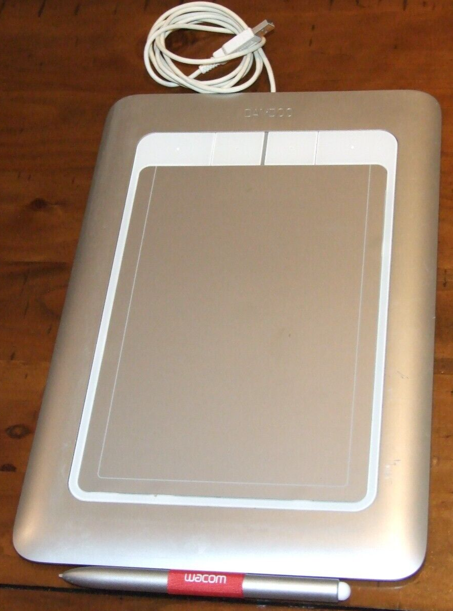 Wacom Bamboo Fun Pen & Touch Graphics Drawing Tablet & Pen