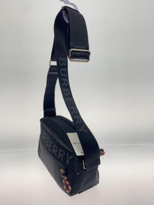 送料関税込★Burberry★ナイロン ペディショルダーバッグ★BLACK BURBERRY - 新品 バーバリー BURBERRY ショルダーバッグ