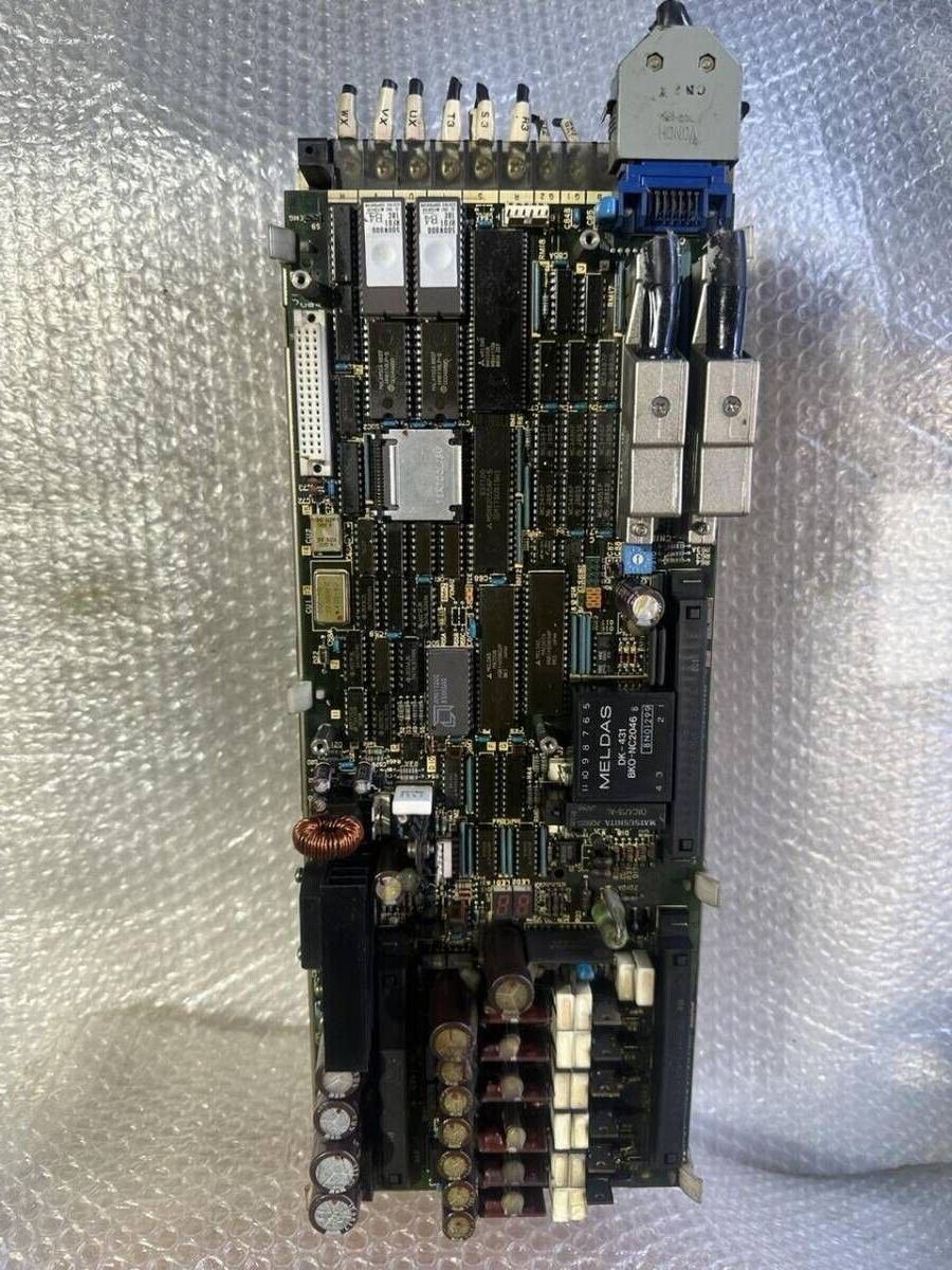 MITSUBISHI MR-S1-200-E01/500W 000(2つ) Mitsubishi Electric MR-S1-200-E01 Servo Drive Removed From