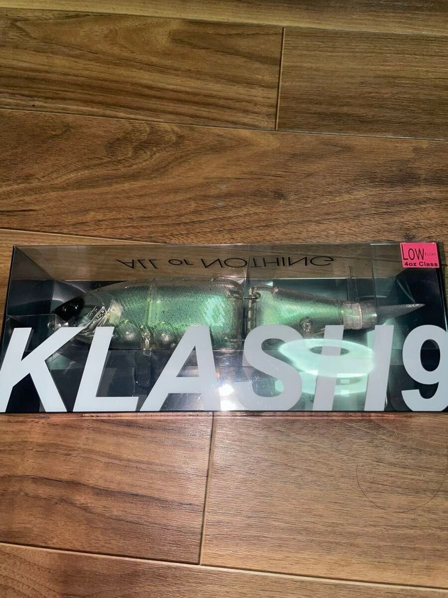 クラッシュ9 Clystal flash DRT KLASH 9 Crystal Flash Color 4oz Big Swimbait Low Float