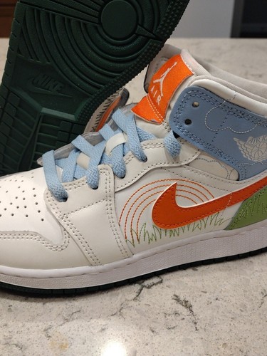 Nike Air Jordan 1 Mid SE Stitch Unisex Size 4.5Y Kids Youth