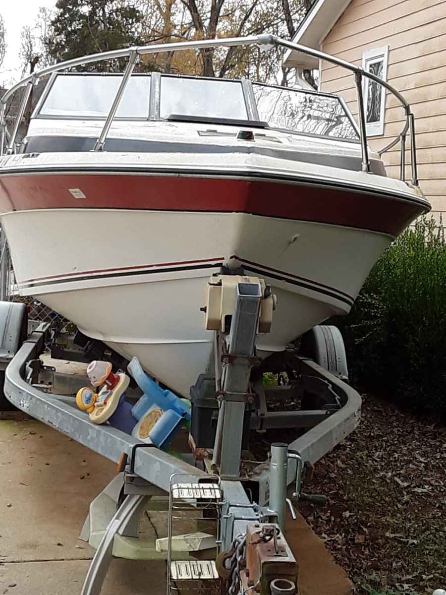 1988 Sunbird Cabin Cruiser Powerboat w Trailer, Pittsboro NC No Fees, No Reserve