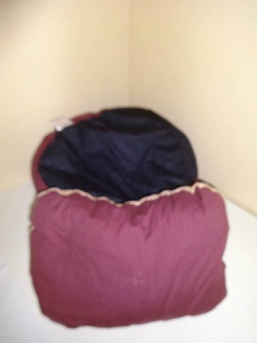 Armarkat Cat Dog Pet Bed House Burgundy & Beige