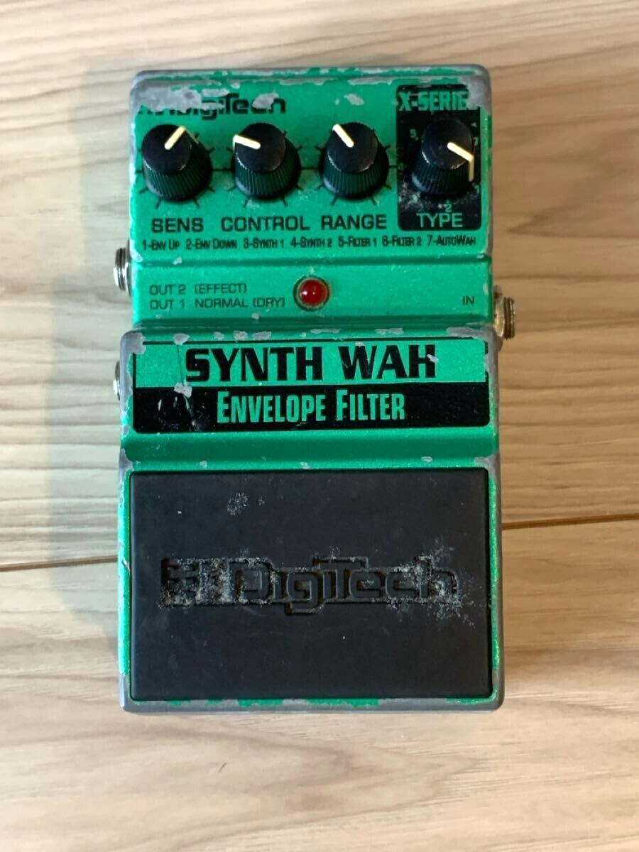 DigiTech Bass Synth Wah Versatile Bass Envelope Filter and