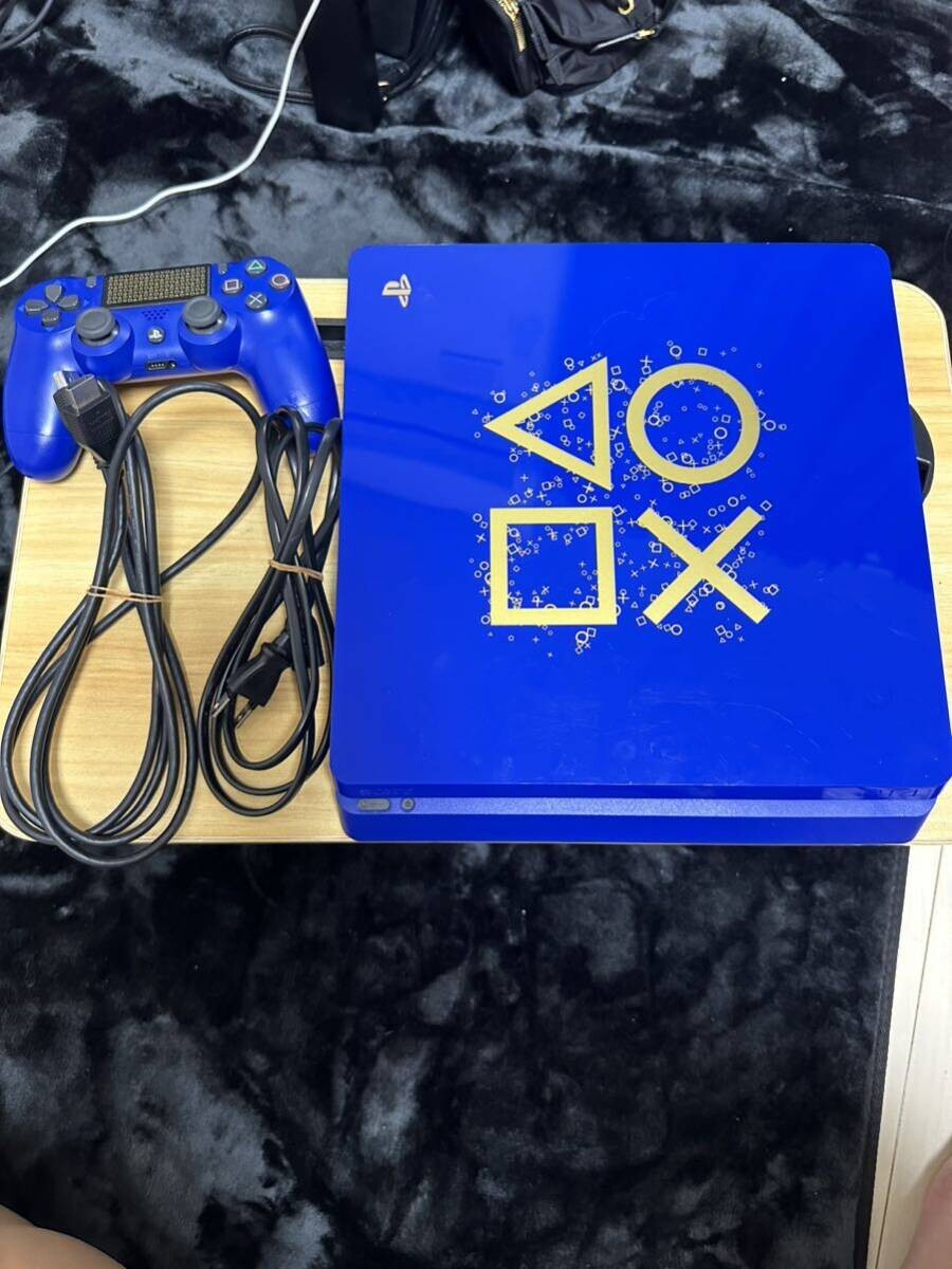 PS4 PlayStation 4 Console Days of Play Limited Edition Sony