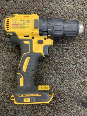 DeWalt DCD777 20v Lithium Ion Cordless Drill Kit Set (GAL136333)