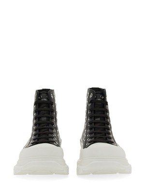 Pre-owned Alexander Mcqueen Joey Sneaker With Eyelets In Black