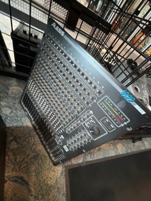 ALESIS 1622 MIXER (BCP015150)