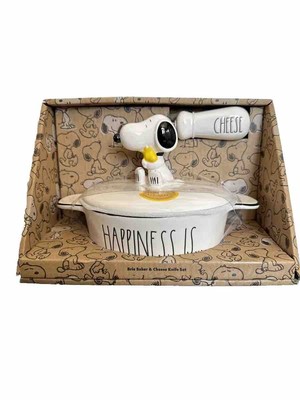 Peanuts x Rae Dunn Magenta Snoopy Brie Baker Crock Cheese Dish & Knife Set. NEW