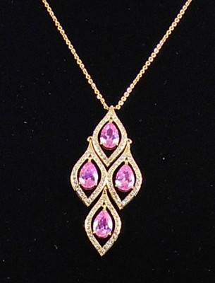 $126 Carolee Crystal Stems Necklace Dramatic Pink Pendant PInk + Gold Tone NWT
