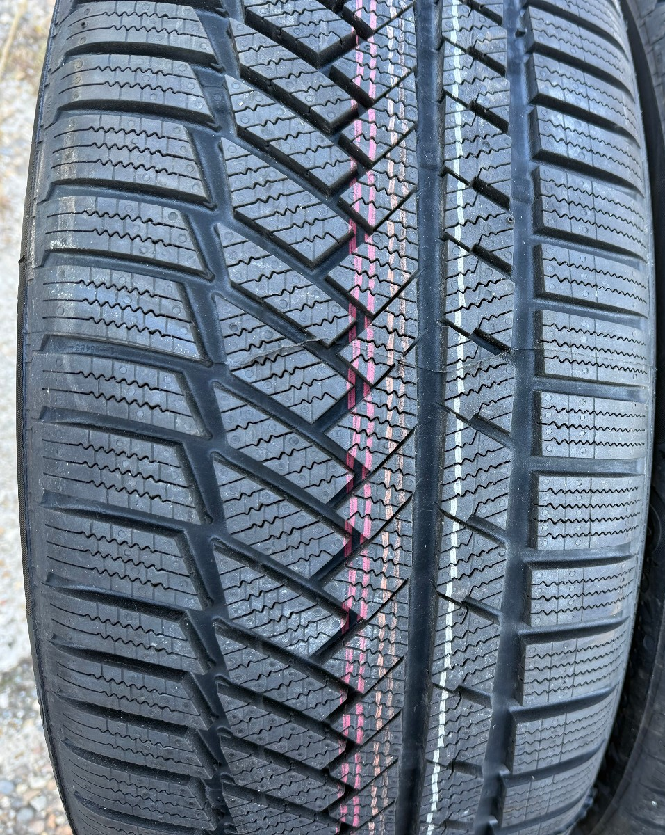 New 255 45 20 Continental, Winter, XL, M+S, 101V, x1 Tyre (F1_tyres) YD277