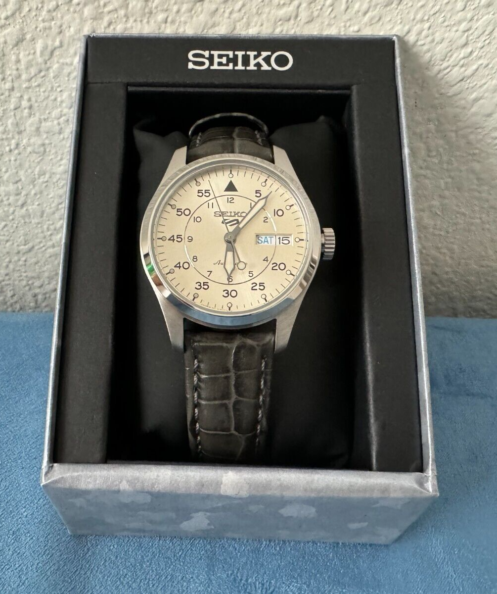 Pre-owned Seiko 5 Sports Collection Analog Mechanical Watch For Men Srpj87