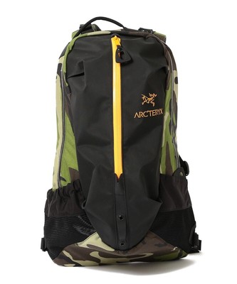ARRO 22 Black × Camo ARC'TERYX × BEAMS Collaboration Backpack 2019SS from Japan
