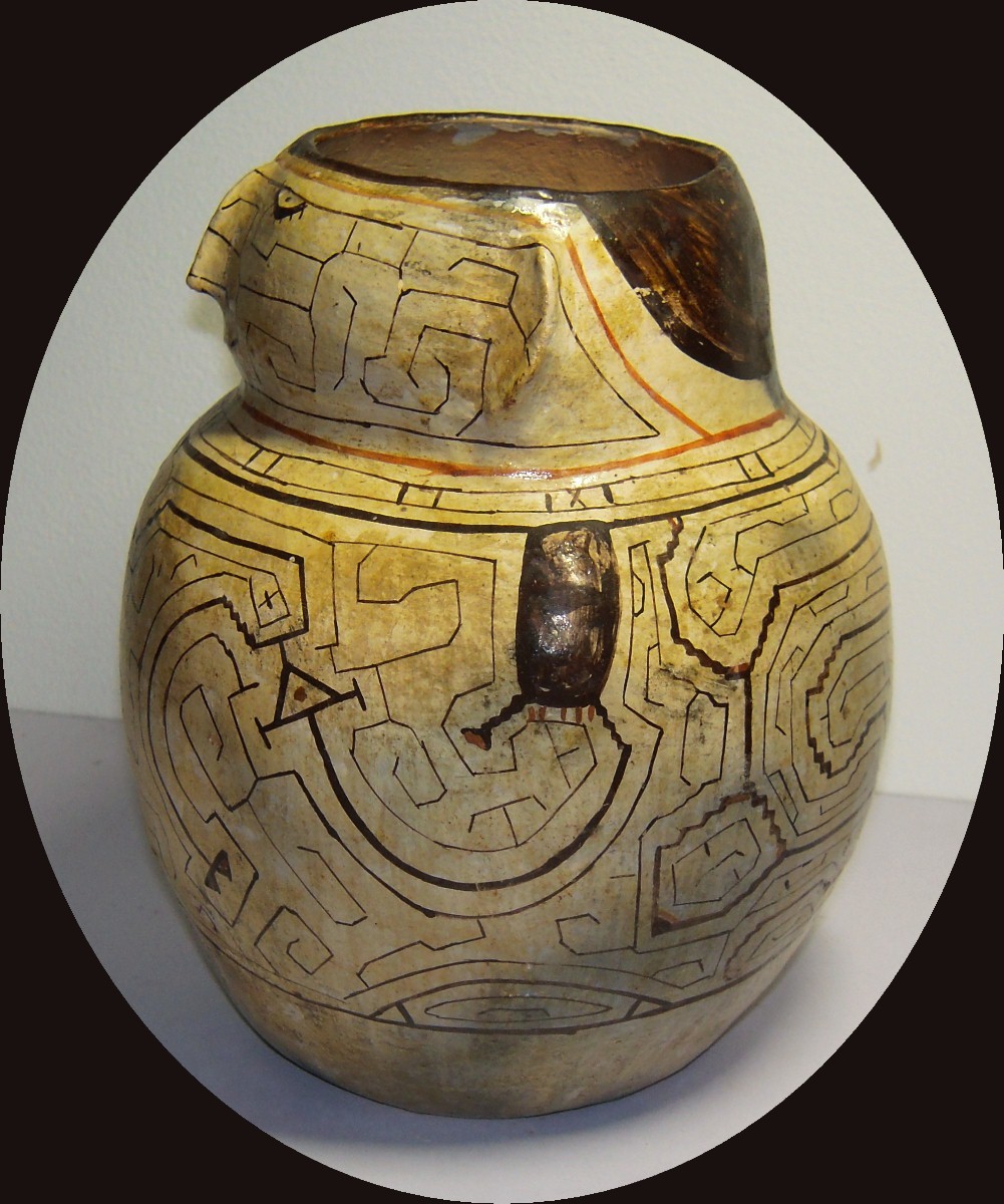 EFFIGY NATIVE INDIAN SHIPIBO POTTERY VESSEL JAR POT PERU PERUVIAN AMAZON