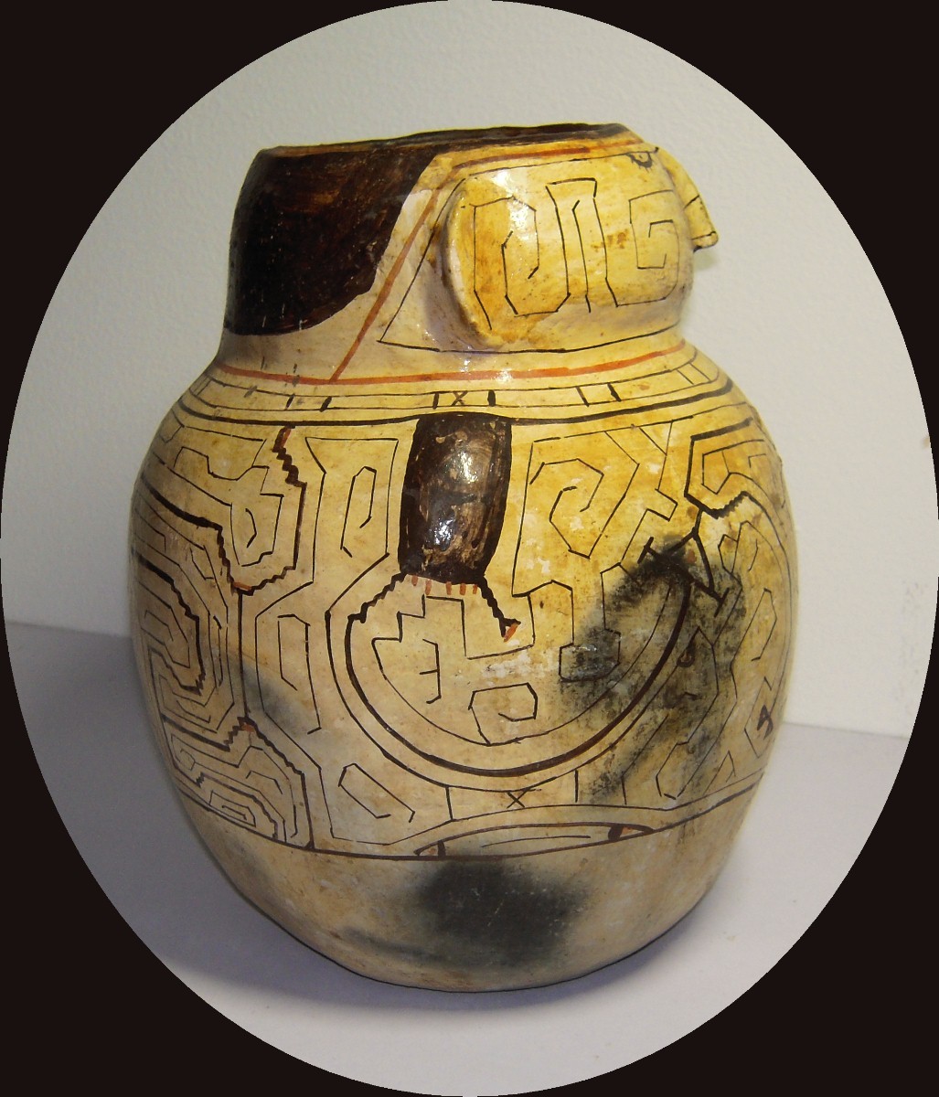 EFFIGY NATIVE INDIAN SHIPIBO POTTERY VESSEL JAR POT PERU PERUVIAN AMAZON